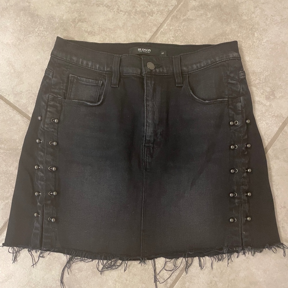 HUDSON VIPER Mini Skirt Black with LuLu Pierced Denim Raw Hem Size 27